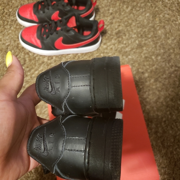 Shoes - Picture 3 of 6